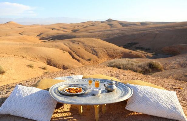 Marrakesh: Agafay Desert and Atlas Mountains & Waterfalls Tour
