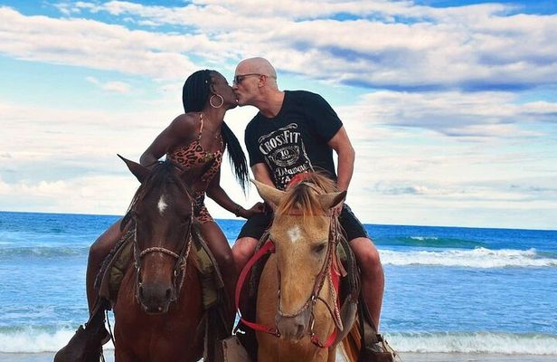 2 Hour Horseback Riding on the Beaches of Punta Cana