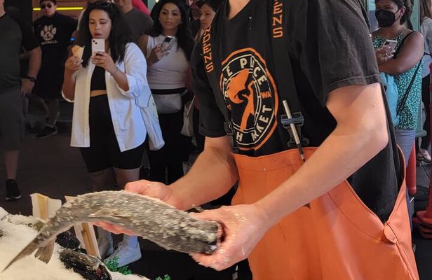 Savor the Sea: Guided Seafood Tasting at Pike Place Ma