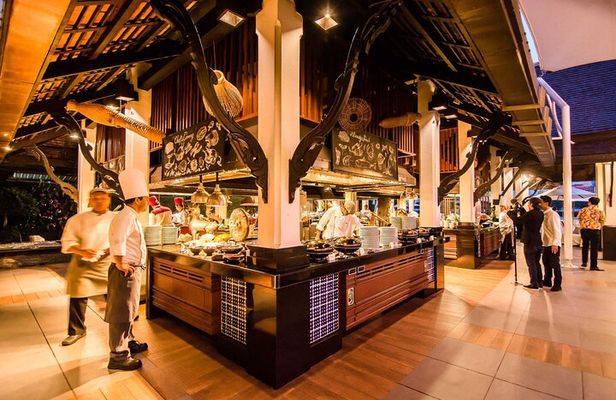 Sala Lakorn Riverside Buffet Dinner with Thai Show