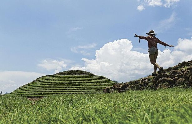 Private Tour one day of Adventure in the Guachimontones and Tequila Pueblo Mágico
