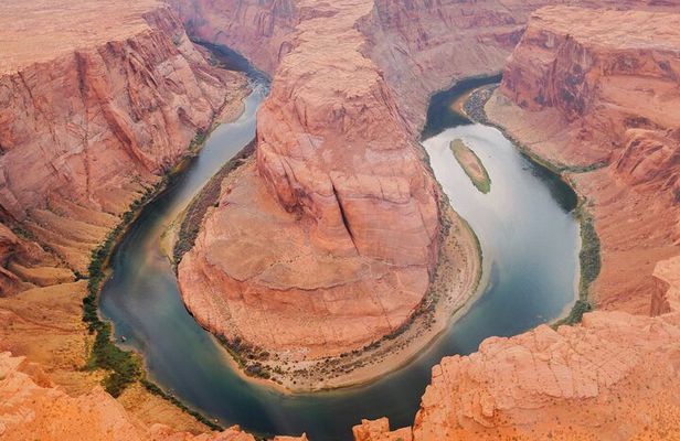 Arizona Desert Helicopter Tour Including Tower Butte Landing
