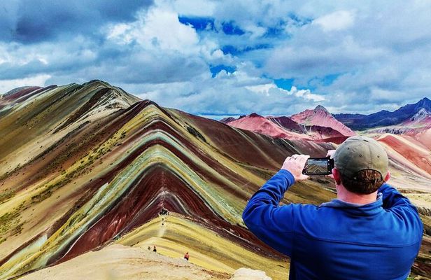Rainbow Mountain Tour