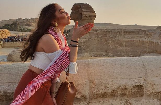 Half Day Tour to Giza Pyramids and Sphinx