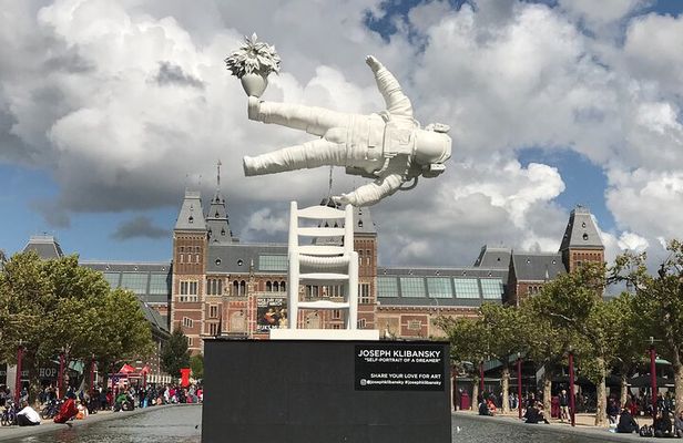Your Own Amsterdam. A Random Adventure