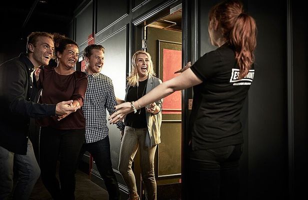 Escape Room: Escape Hunt Dubai - Jack The Ripper