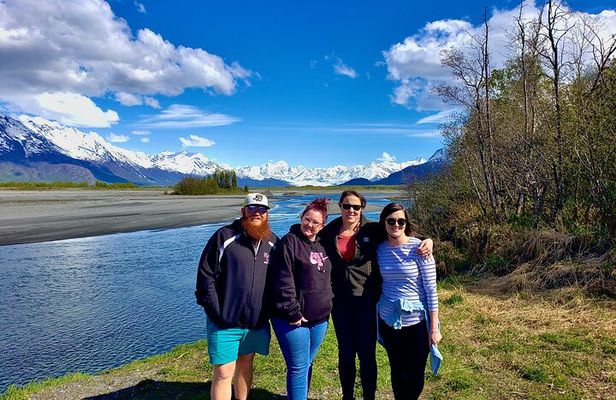 Ride & Roam: Mystery Sightseeing Tour