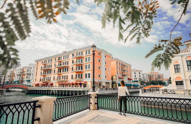 Souq Waqif, The Pearl, Katara Cultural Village & more with Private Local Guide