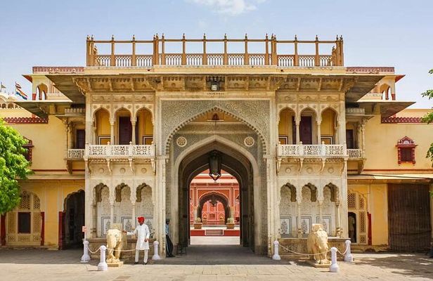 Jaipur (Pink City) Private Guided Day Trip from Delhi By Car