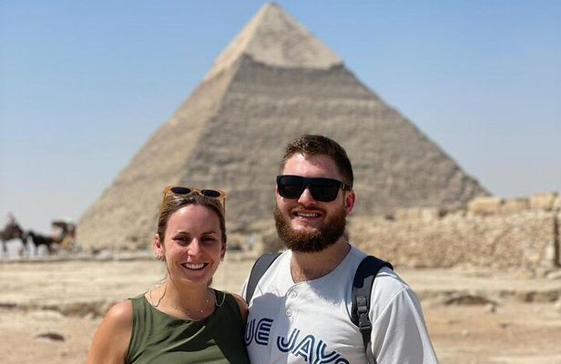 Day Tour to Giza Pyramids, Memphis City And Saqqara Pyramid
