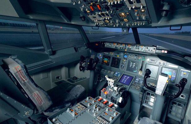 Flight Simulator INTERMEDIATE CRUISE 60 Mins