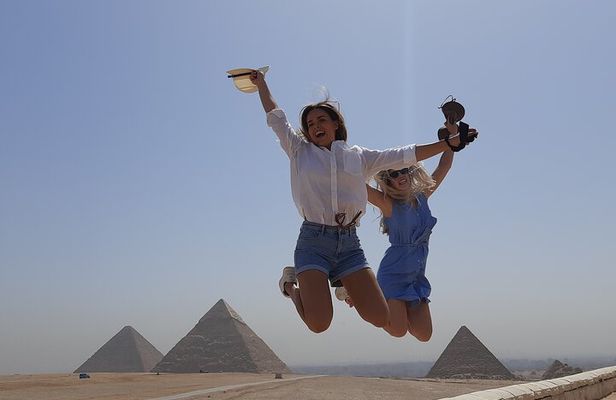 2 Days and 2 Evenings Private Tour in Cairo include airport transfer and M&A