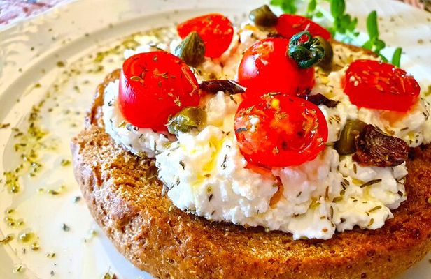 Miss Anna Santorini Cooking Class