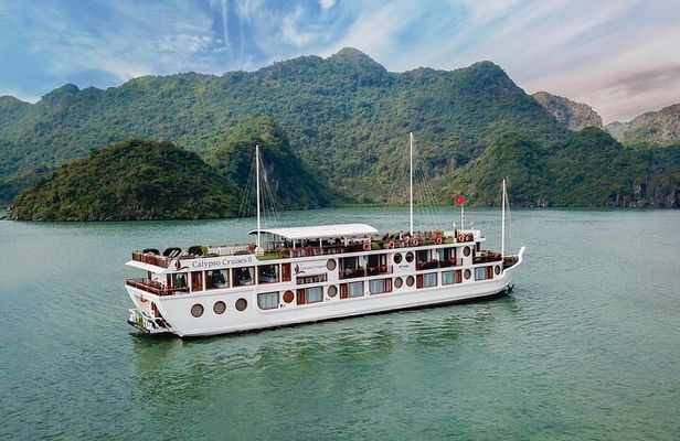 2-Day Cruise to Halong Bay and Lan Ha Bay on Calypso Cruises