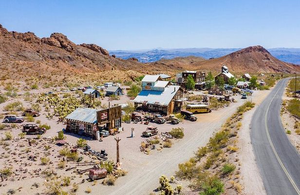 Red Rock Canyon, Nelson Ghost town,7 Magic Mountains, Hoover Dam