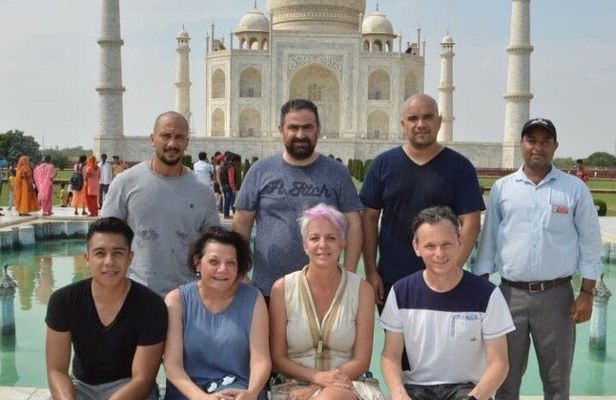 Same Day Luxury Taj Mahal, Fort & Baby Taj Tour from Delhi by Car