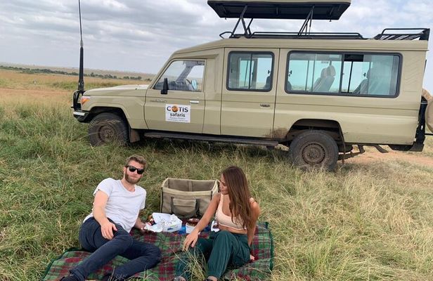 4 Day Private Lake Naivasha and Maasai Mara Safari Adventure