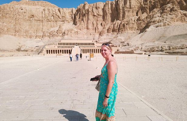 Luxor private-Half day Hatshepsut temple ,Valley King ,Colossal Memnon & Lunch