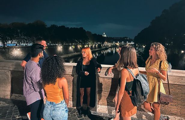 Rome: Private Night Ghost Walking Tour