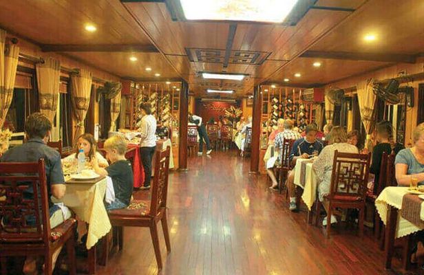 Ho Chi Minh City Luxury Dinner Cruise – Ben Thanh Princess
