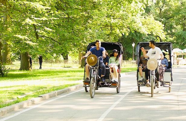 Central Park Film Spots & Celebrity Homes Pedicab Tour