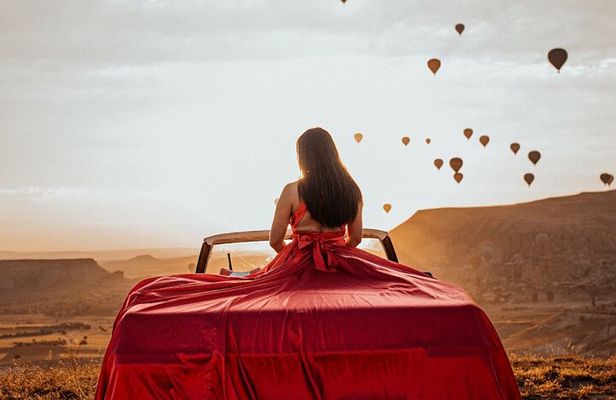Private Classic Car Tour in Capadoccia with Pick Up