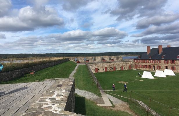 Black Wood Tours: Fortress of Louisbourg Tour
