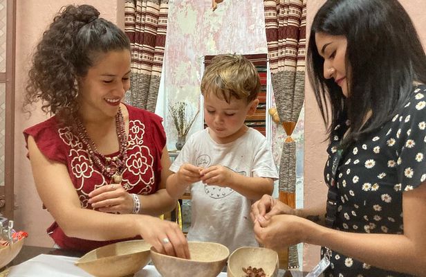 Make-Your-Own-Chocolate Experience