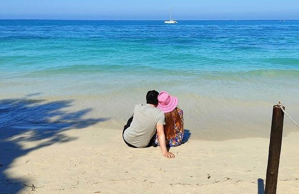 Tour to Playa Tranquila Barú a Magical Experience in Cartagena