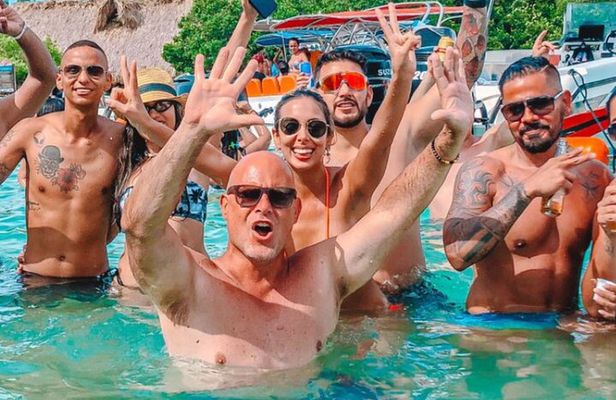 Full Day Premium Five Islands Tour in Cartagena