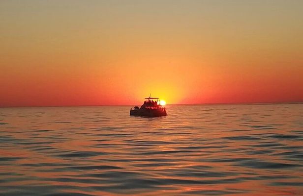Luxury Sunset Cruise with Prosecco
