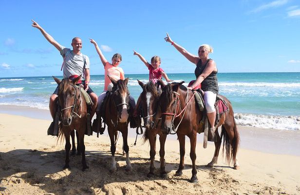 Horseback Riding Tour on the Beaches of Punta Cana