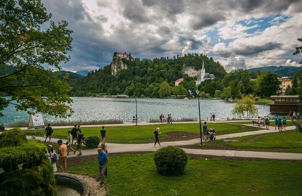 The best of Bled walking tour