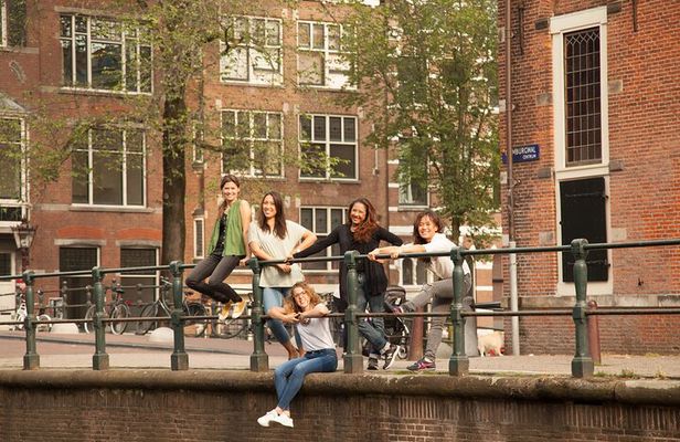 Guided Walking Street Food Tour of De Pijp & Beyond