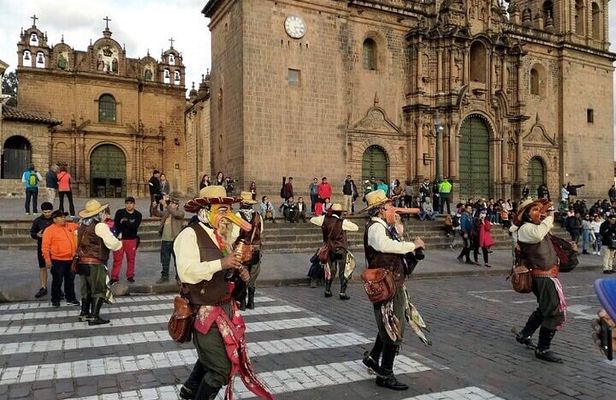 4-Day Tour: Cusco City Tour, Sacred Valley, Machu Picchu