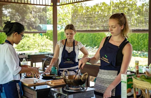 Half Day Thai Cooking Class in Organic Farm - Evening Session