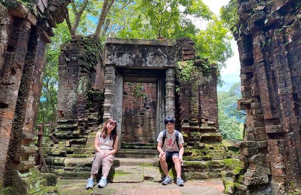 Koh Ker Temple Group & Beng Mealea Full-Day Join-in Tour