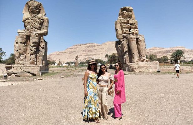 Luxor West Bank Private Tour with Egyptology Guide with lunch