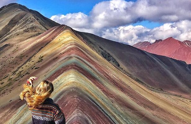 Premium 8:00 AM Private Rainbow Mountain Tour – Skip the Crowds