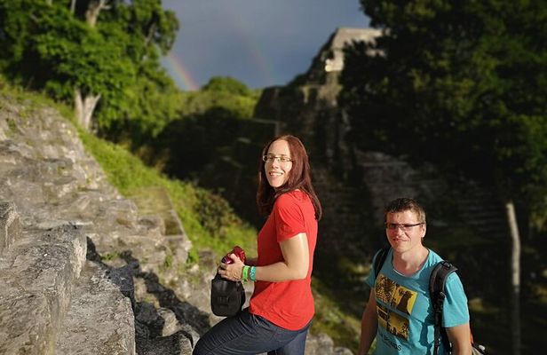 Yaxha Archaeological Focus Afternoon and Sunset Tour with Monkeys Spotting