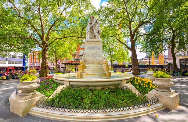 Shakespeare's Walk in Central London Private Guided Tour