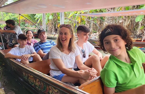 Wheelchair & Luxury Tour to Floating & Railway Markets