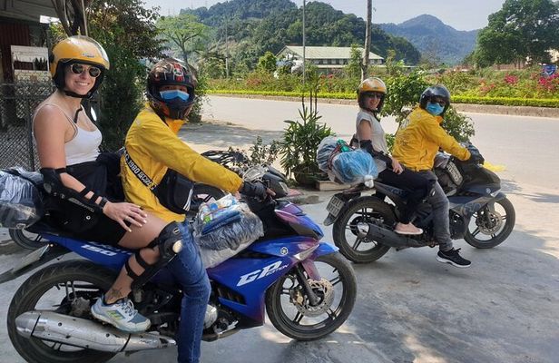 Ha Giang Loop - 2 Day Tour Through the Mountains