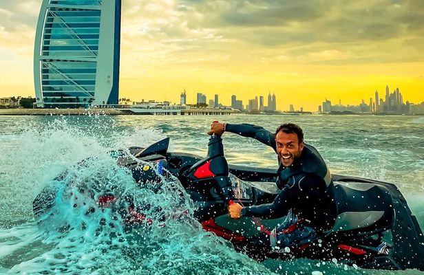 Best Morning Deal: 30-Minute JetSki Tour of Burj Al Arab in Dubai