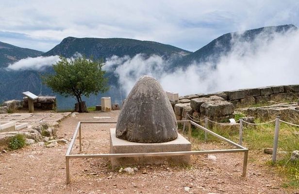 Thermopylae The battle of the 300 Spartans & Delphi Day Tour