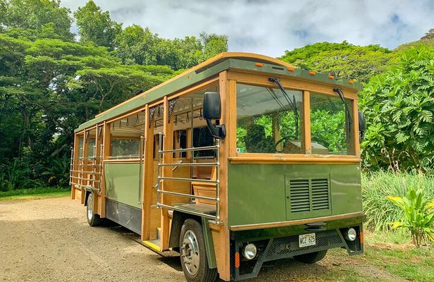 Kualoa Ranch - Kualoa Grown Tour