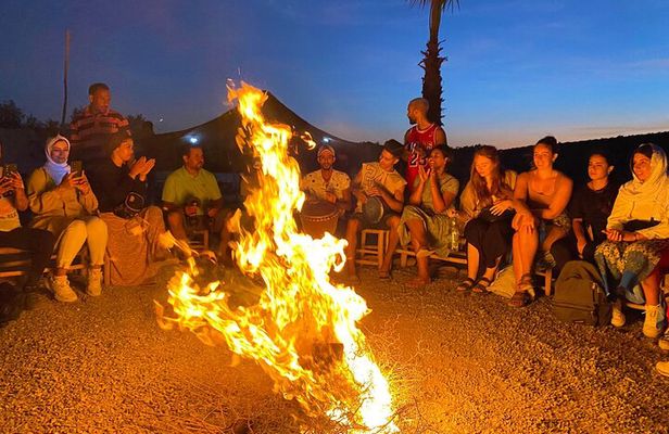 Marrakech : Agafay Desert sunset Dinner & Fire Show