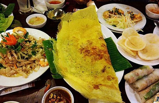 Phu Quoc City - Local Street Food Tour By Night