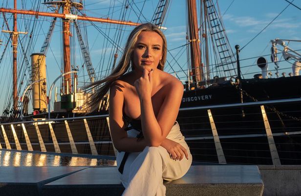 Original Dundee Photoshoot Tour