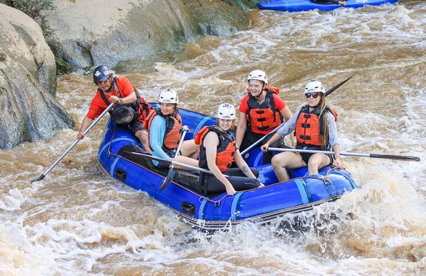 10km Rafting with 8Adventures from Chiang Mai Include Pickup & Lunch